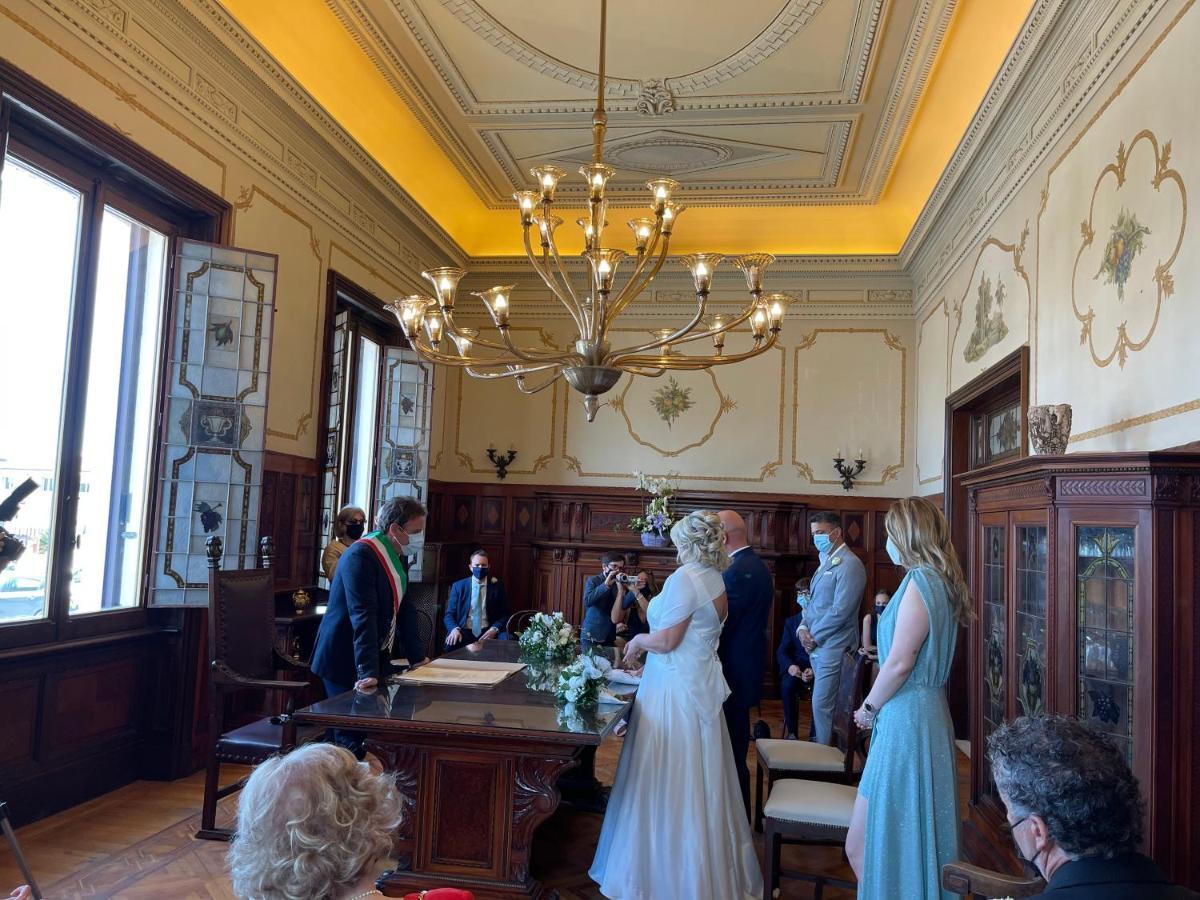 Villa Tina Hotel Виареджо Екстериор снимка