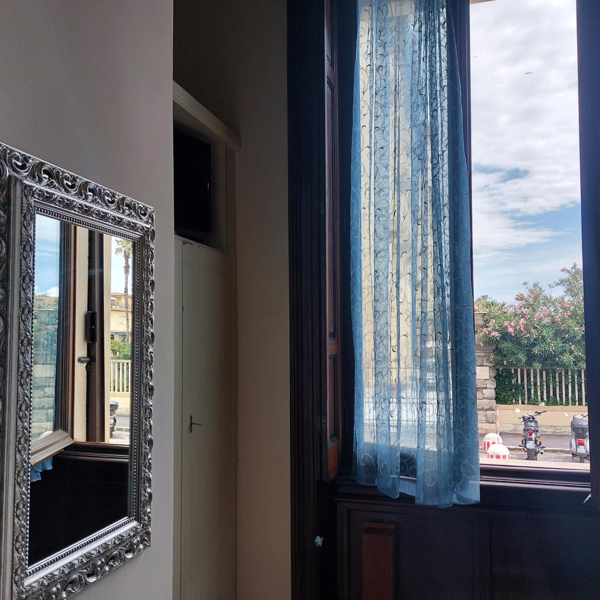 Villa Tina Hotel Виареджо Екстериор снимка