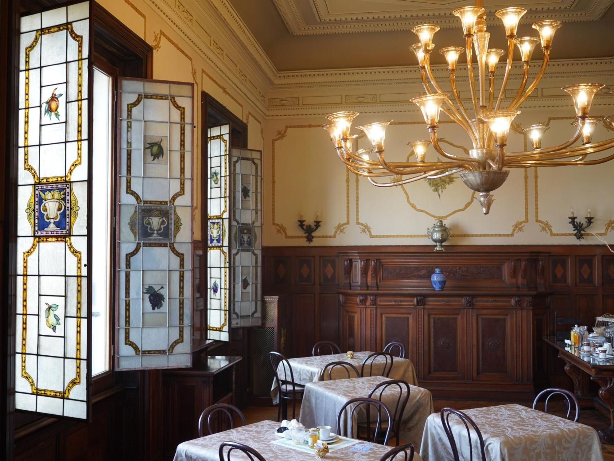 Villa Tina Hotel Виареджо Екстериор снимка