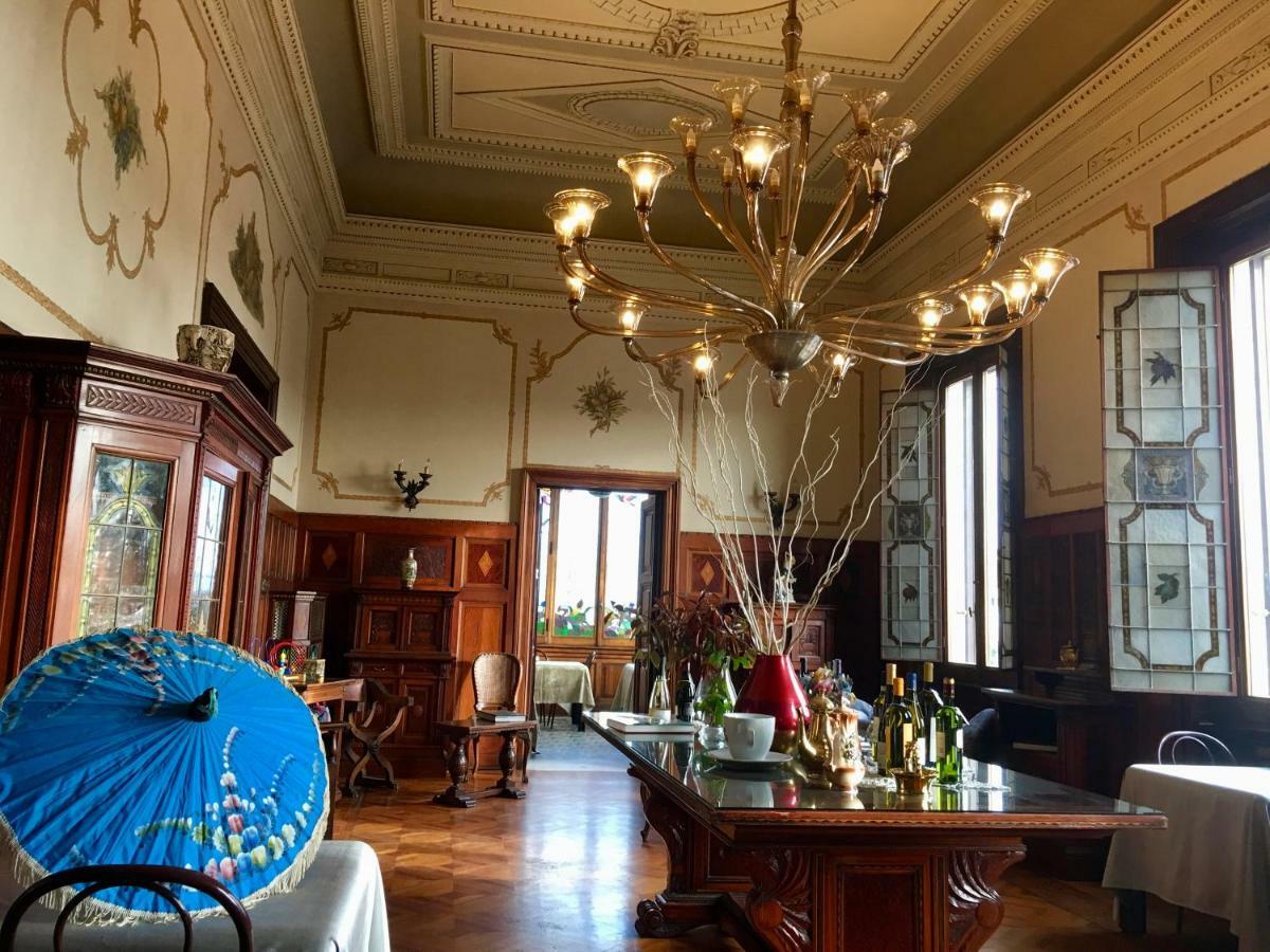 Villa Tina Hotel Виареджо Екстериор снимка